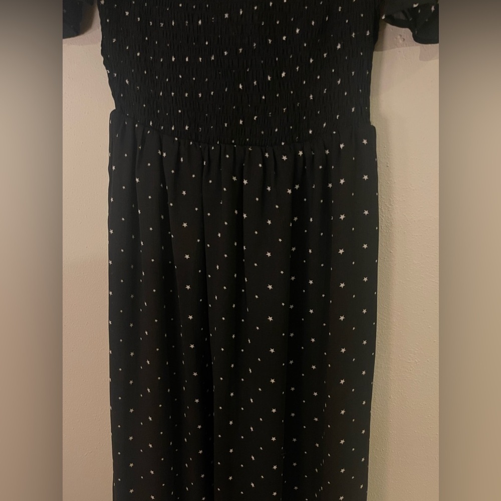 NWT Altr’d State Black Off the Shoulder Black and White Star Maxi Dress w/ Slit - Picture 5 of 10